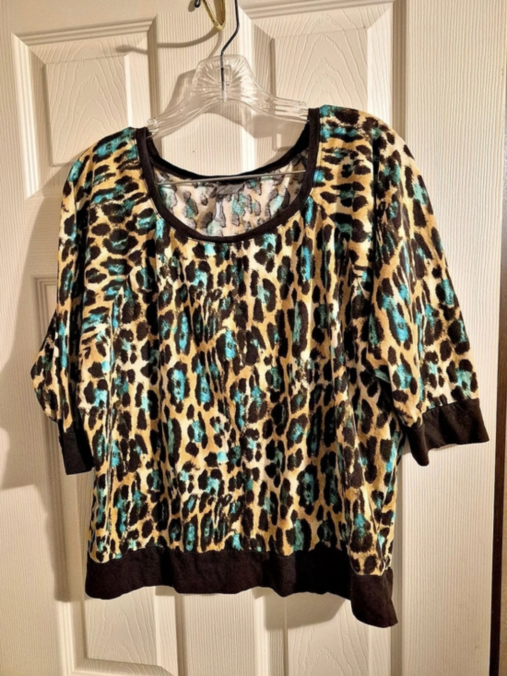 New Directions Animal Print Top in Brown & Blue Size Large